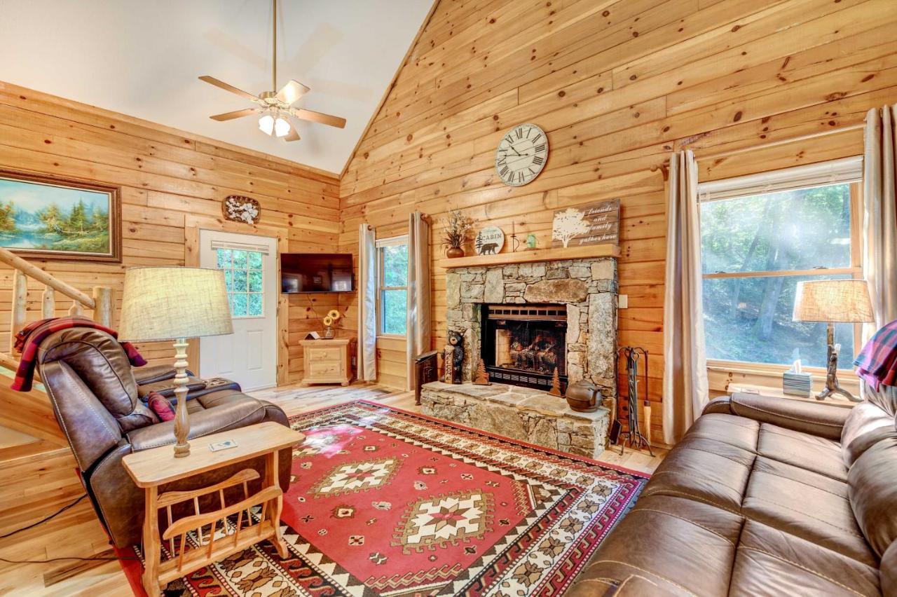 Waynesville Cabin With Covered Deck And Fire Pit! Lake Junaluska Exteriér fotografie