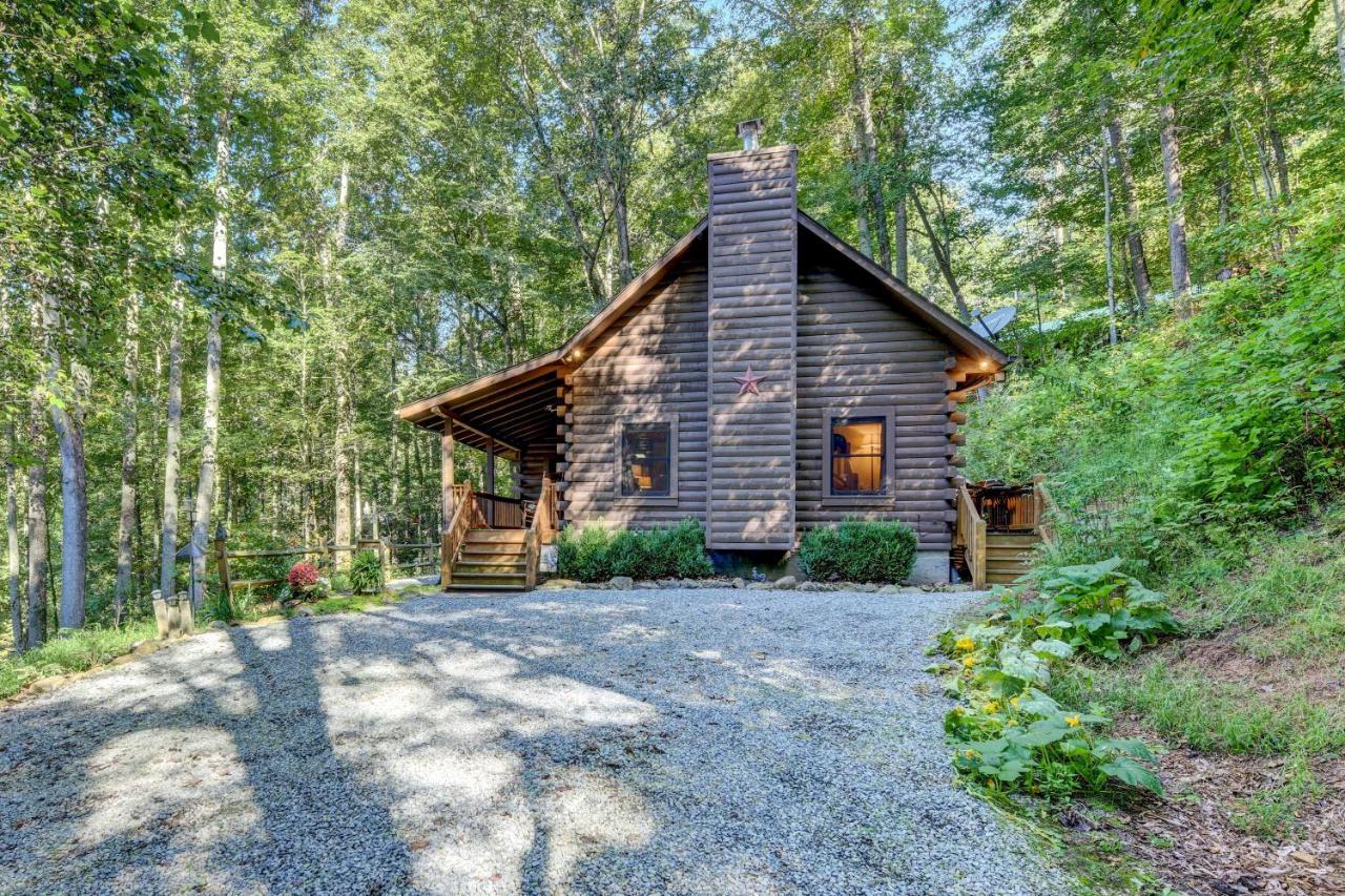 Waynesville Cabin With Covered Deck And Fire Pit! Lake Junaluska Exteriér fotografie