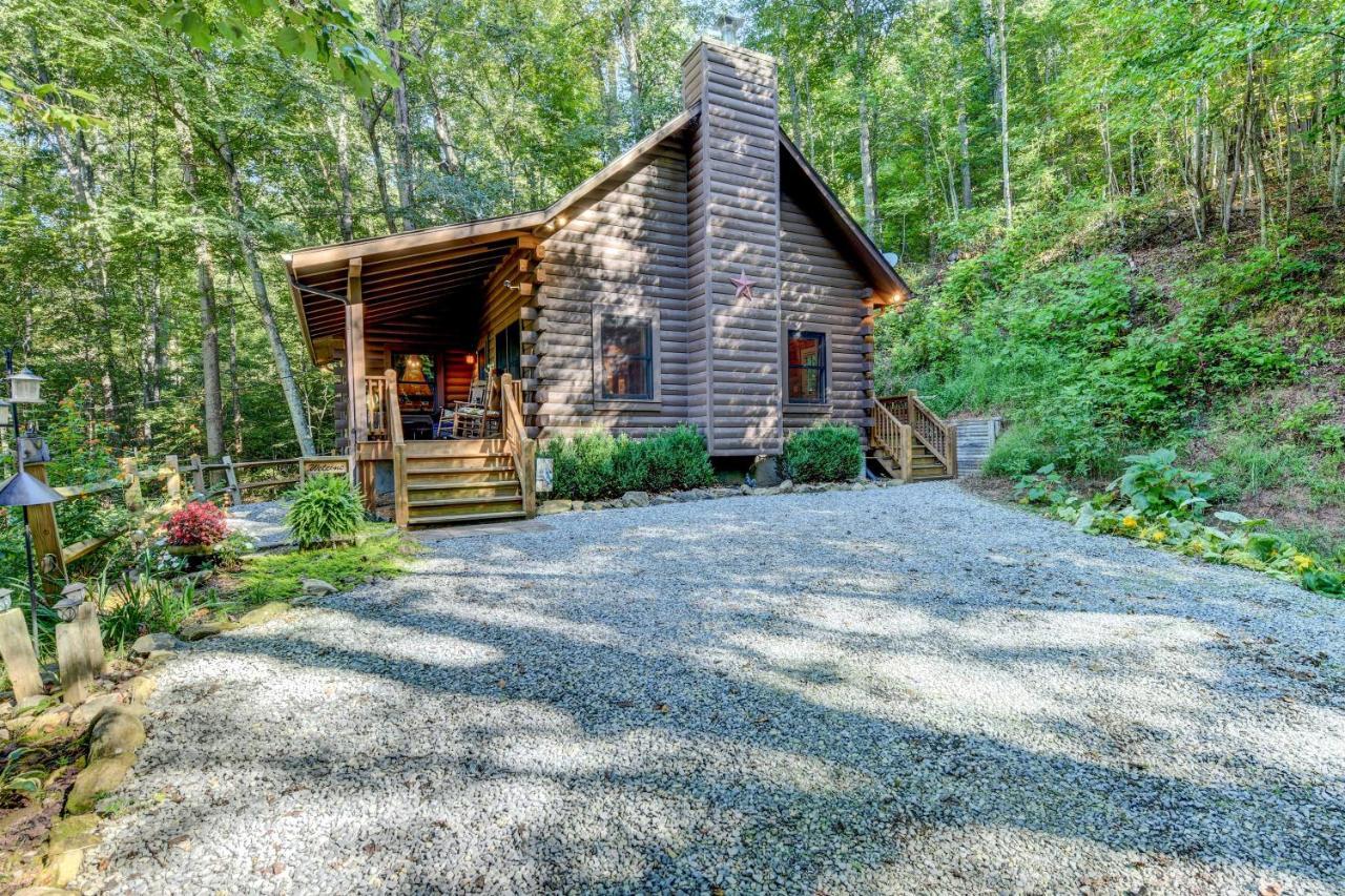 Waynesville Cabin With Covered Deck And Fire Pit! Lake Junaluska Exteriér fotografie